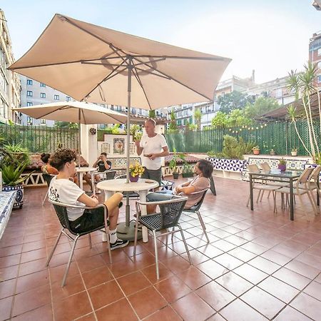 Fabrizzios Terrace Hostel برشلونة المظهر الخارجي الصورة